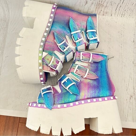 NIB Demonia metallic holographic ashes platform sandals Sz 7 - Picture 6 of 7